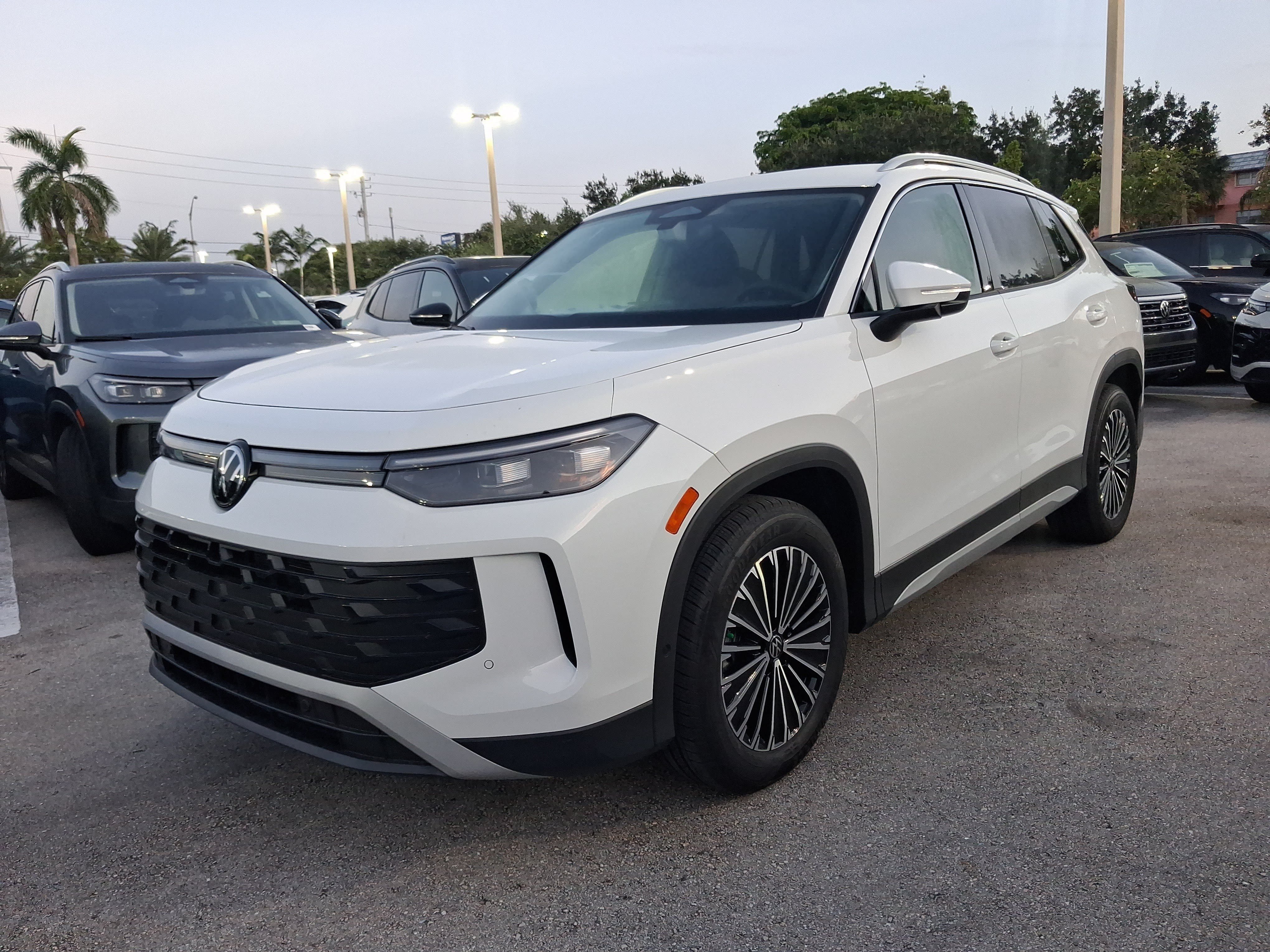 New 2026 White/off-white Volkswagen 2.0T S image 3