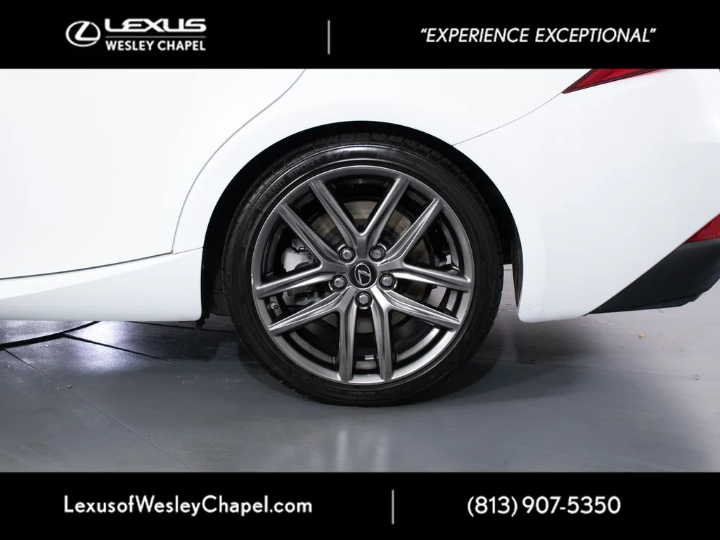 Used 2018 White Lexus 350 image 11