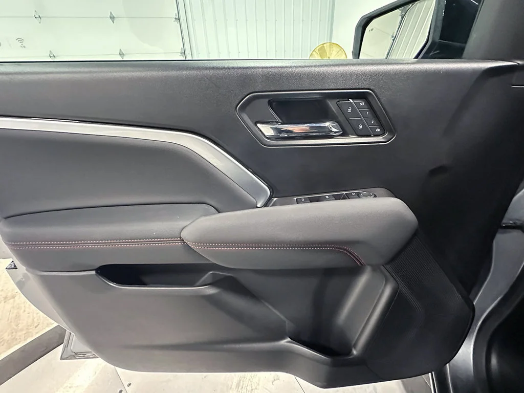 Used 2024 Sterling Gray Metallic Chevrolet Z71 image 22