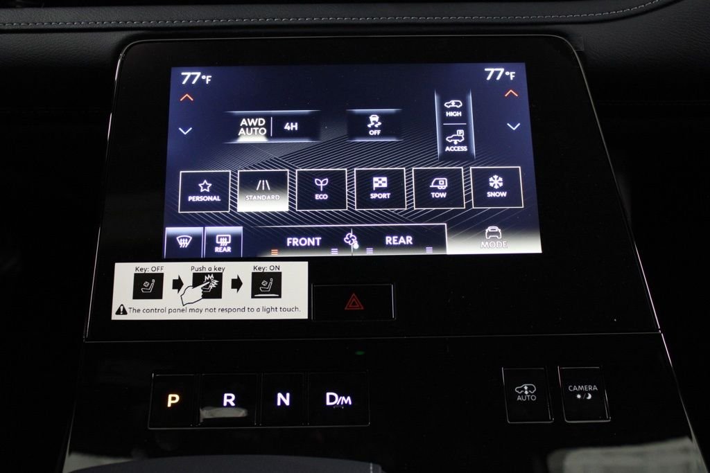 Used 2026 White INFINITI SPORT image 32