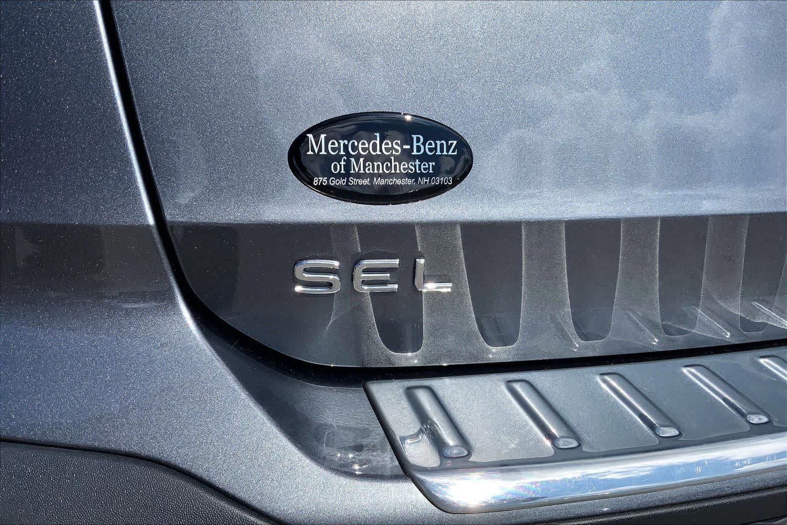Used 2024 Platinum Gray Metallic Volkswagen SEL image 31