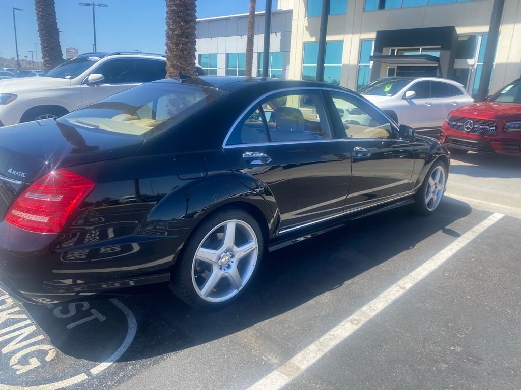 Used 2011 Black Mercedes-Benz S 550 image 6
