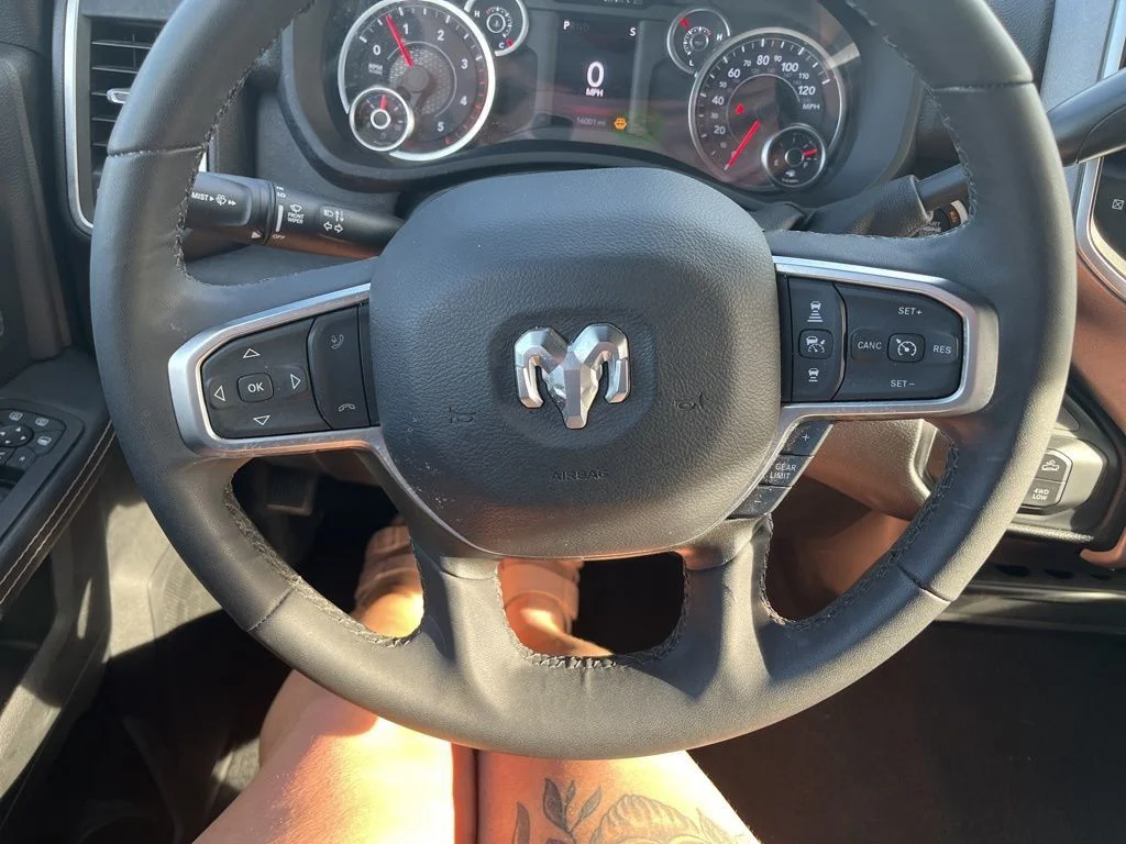 Used 2025 White RAM Big Horn image 15