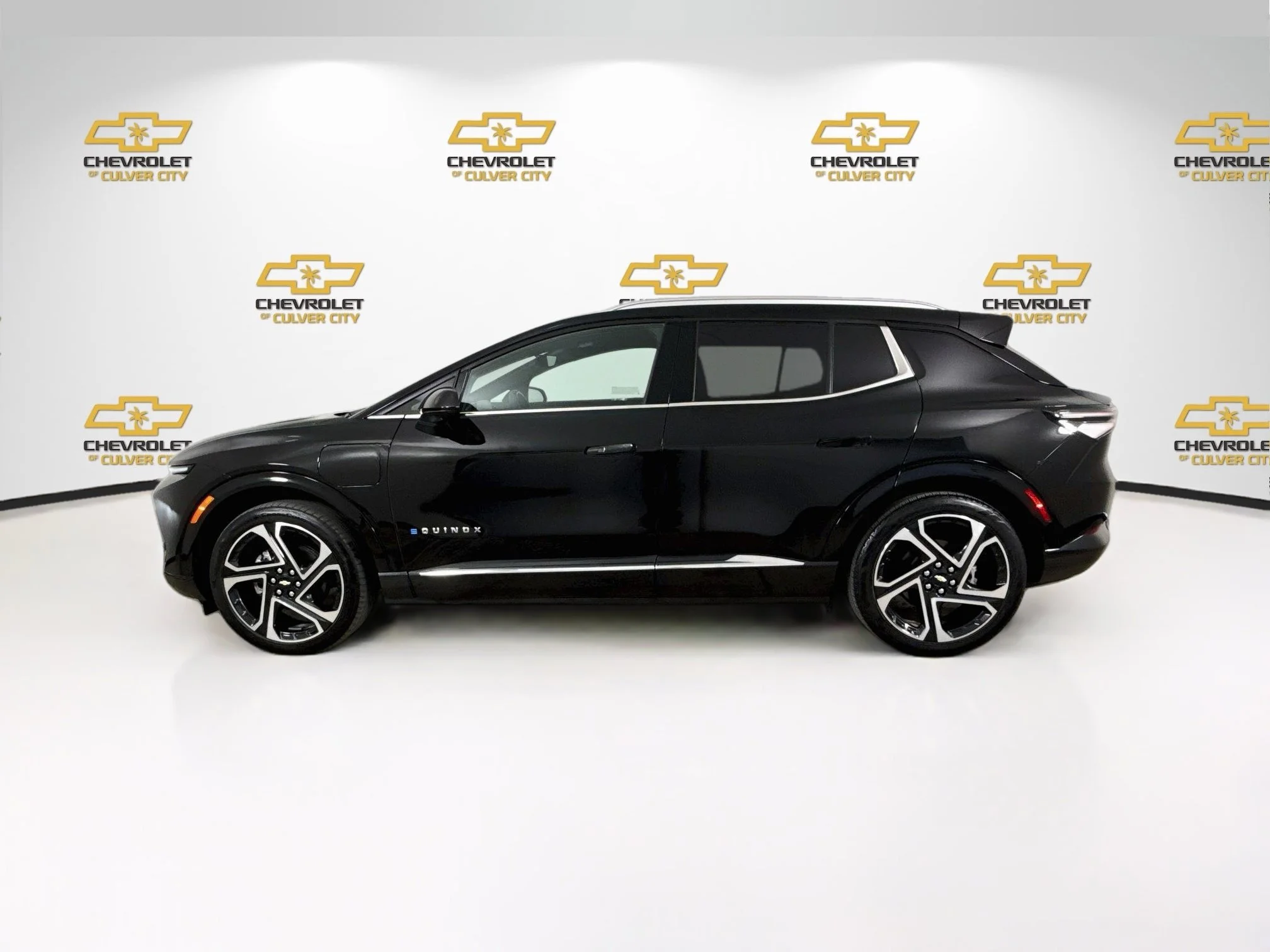 Used 2025 Black Chevrolet LT image 5