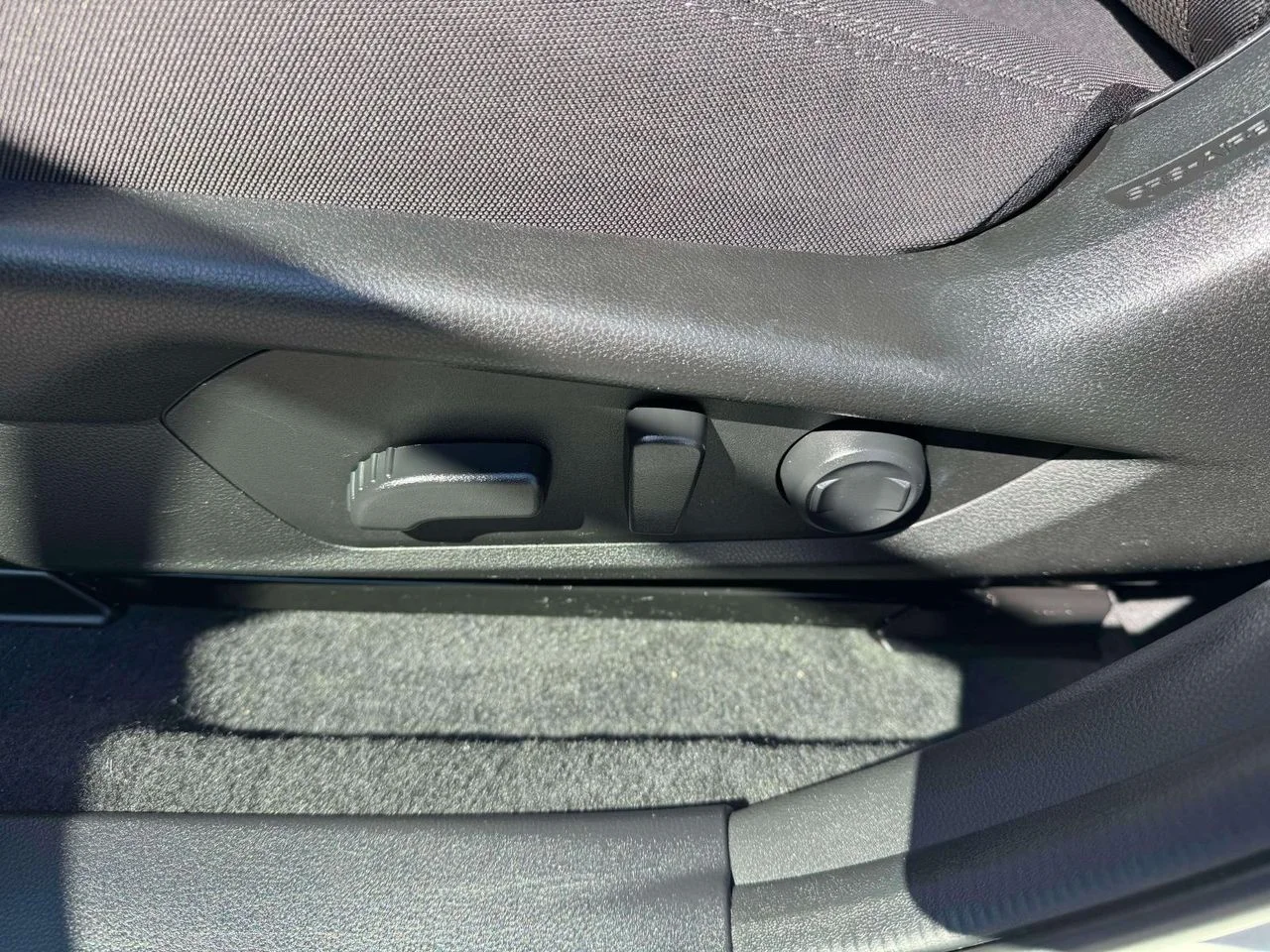 Used 2024 Crystal White Pearl Subaru Premium image 18