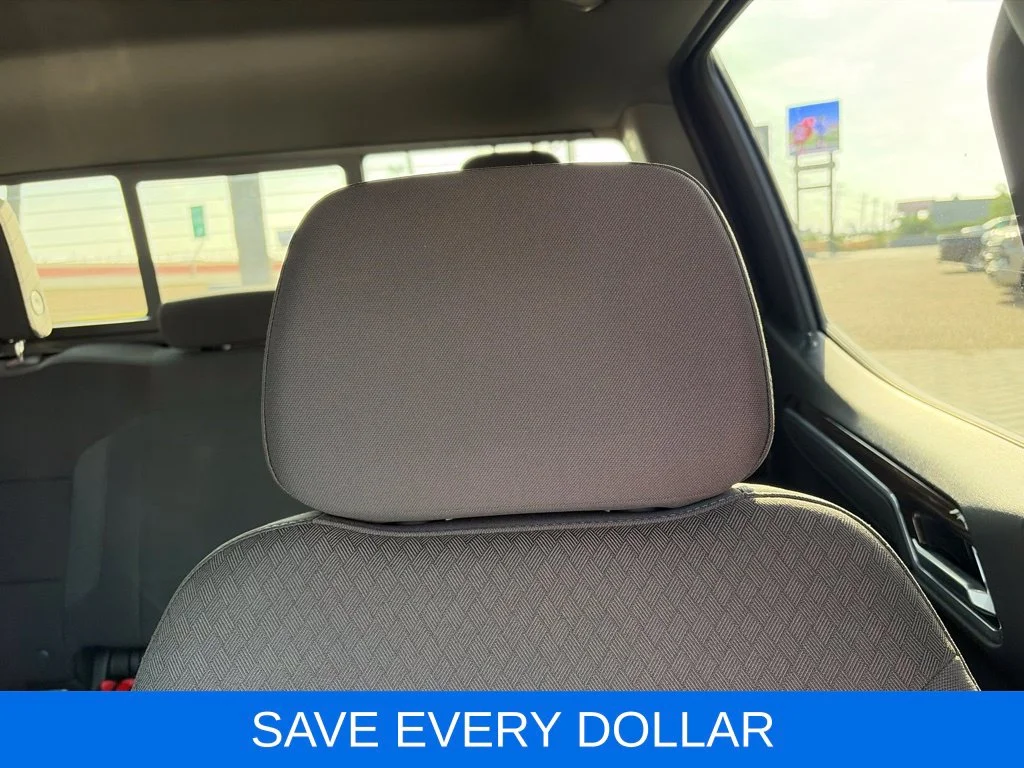 Used 2025 Gray Chevrolet LT image 18