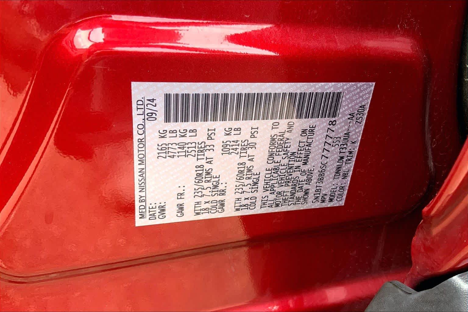 Used 2025 Scarlet Ember Tintcoat Nissan SV image 37