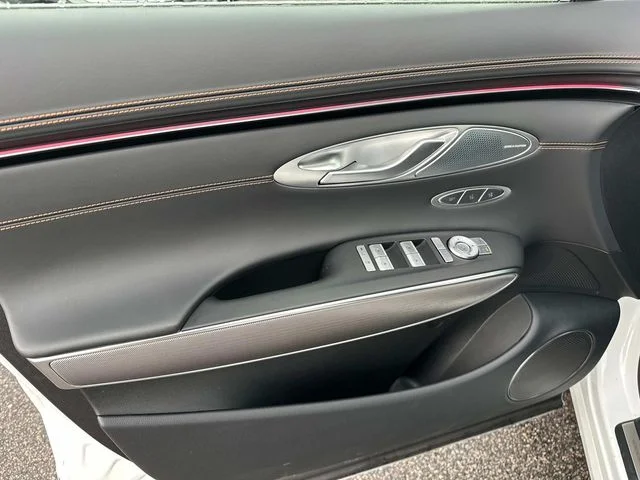 2026 GENESIS GV70 Sport Advanced - Photo 12