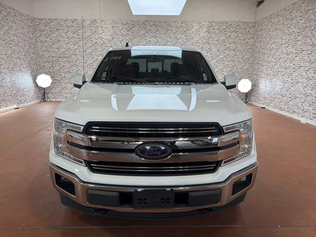 Used 2020 White Ford Lariat image 2