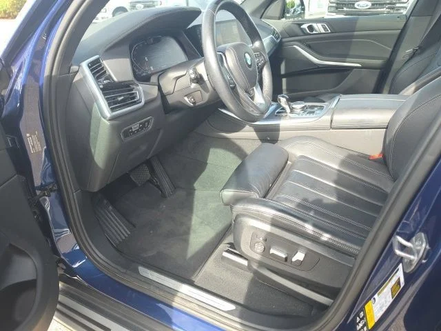 Used 2022 Blue BMW xDrive40i image 4