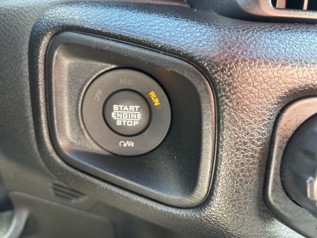 2024 Jeep Gladiator Jeep Beach - Photo 30