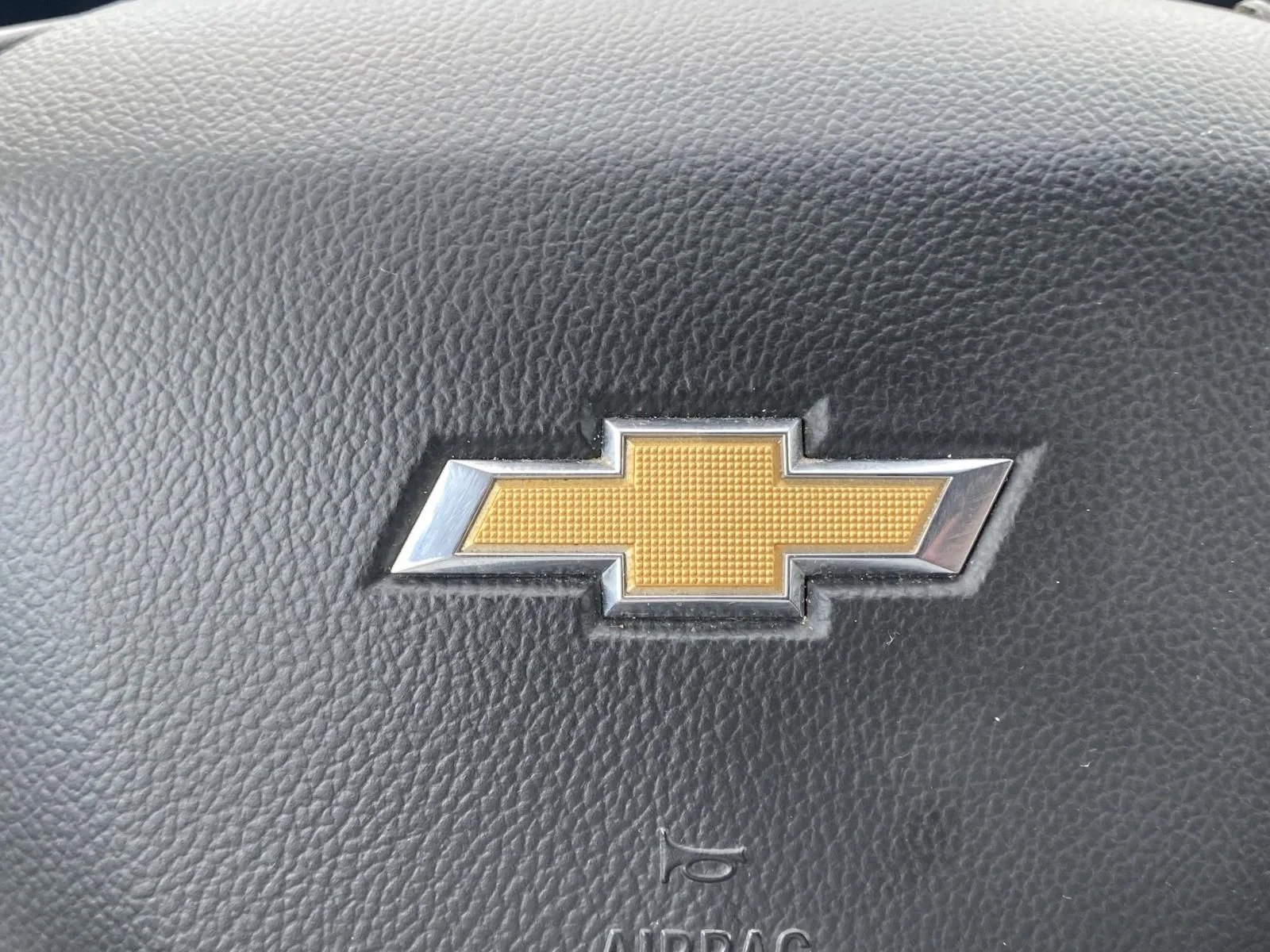 Used 2022 Beige Chevrolet ZR2 image 26