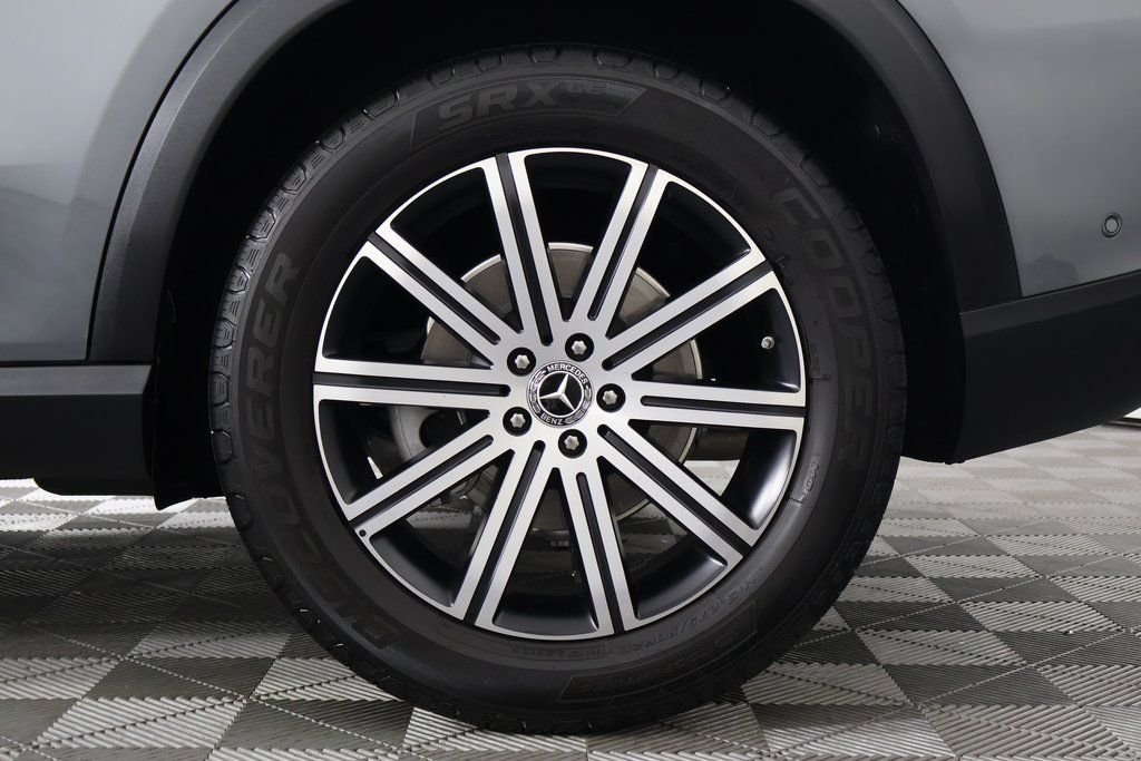 Certified Used 2026 Selenite Grey Mercedes-Benz GLE 350 image 16