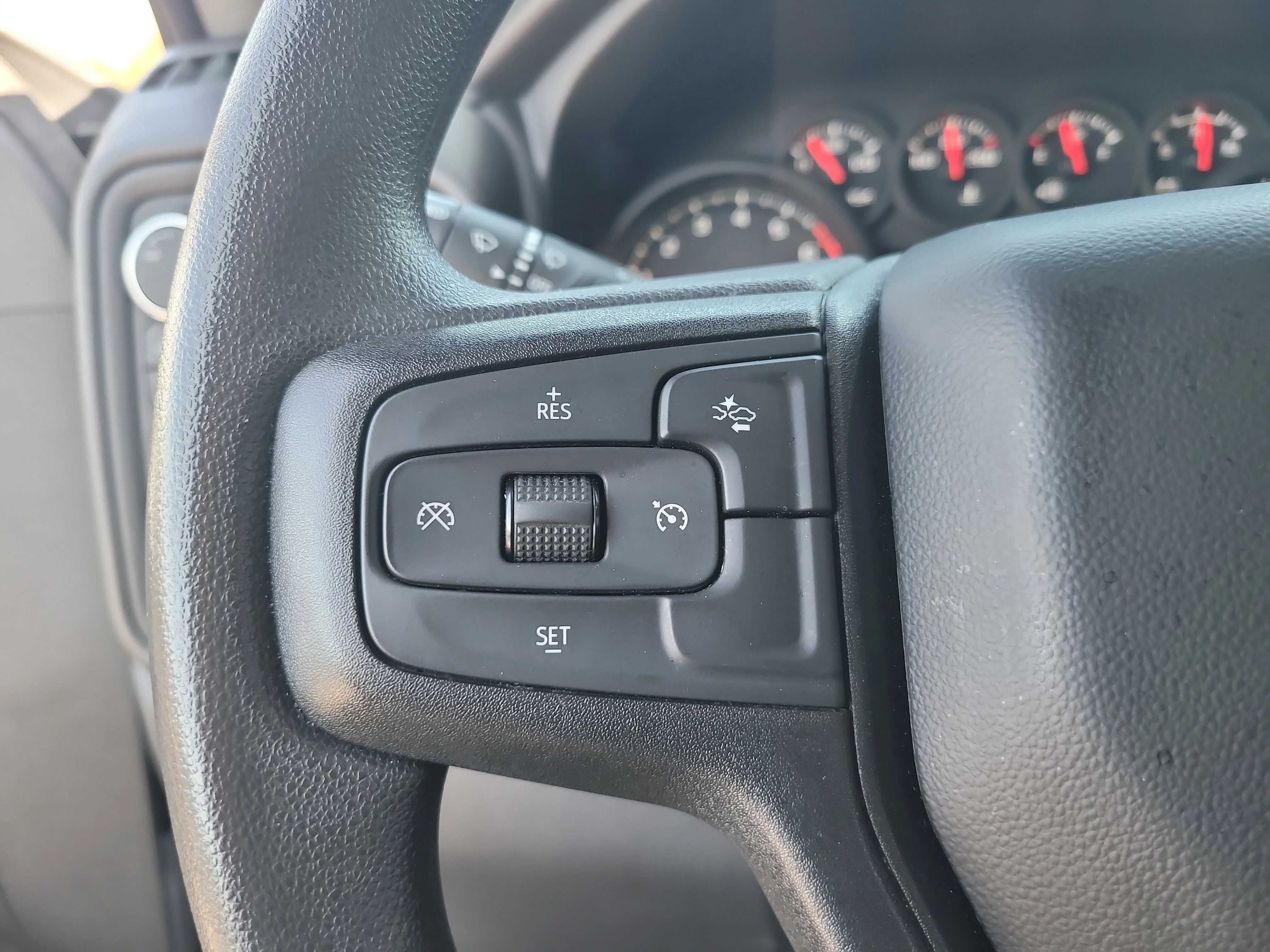 Used 2025 Slate Gray Metallic Chevrolet Custom Trail Boss image 28