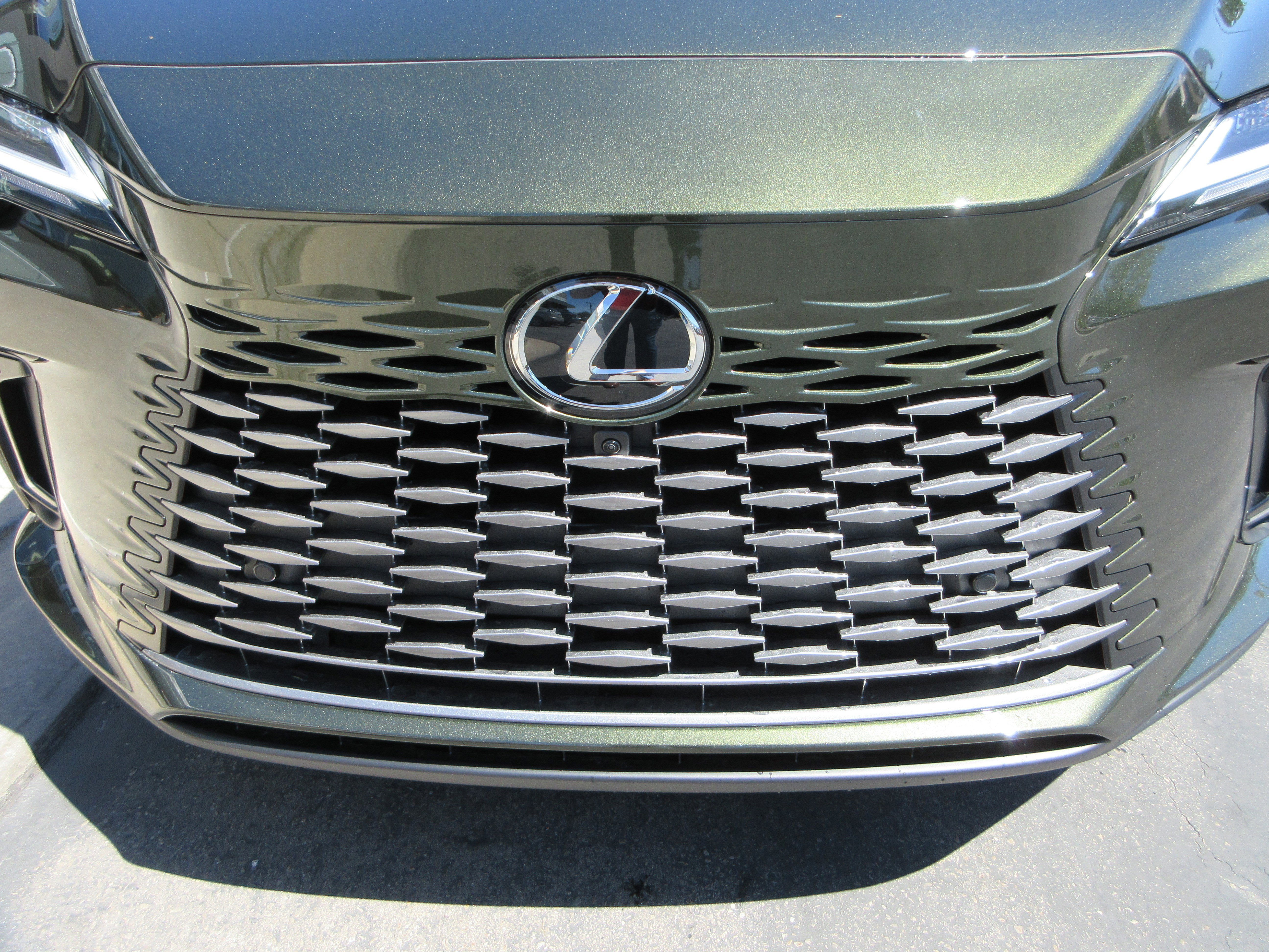 New 2026 Nori Green Pearl Lexus PREMIUM image 15