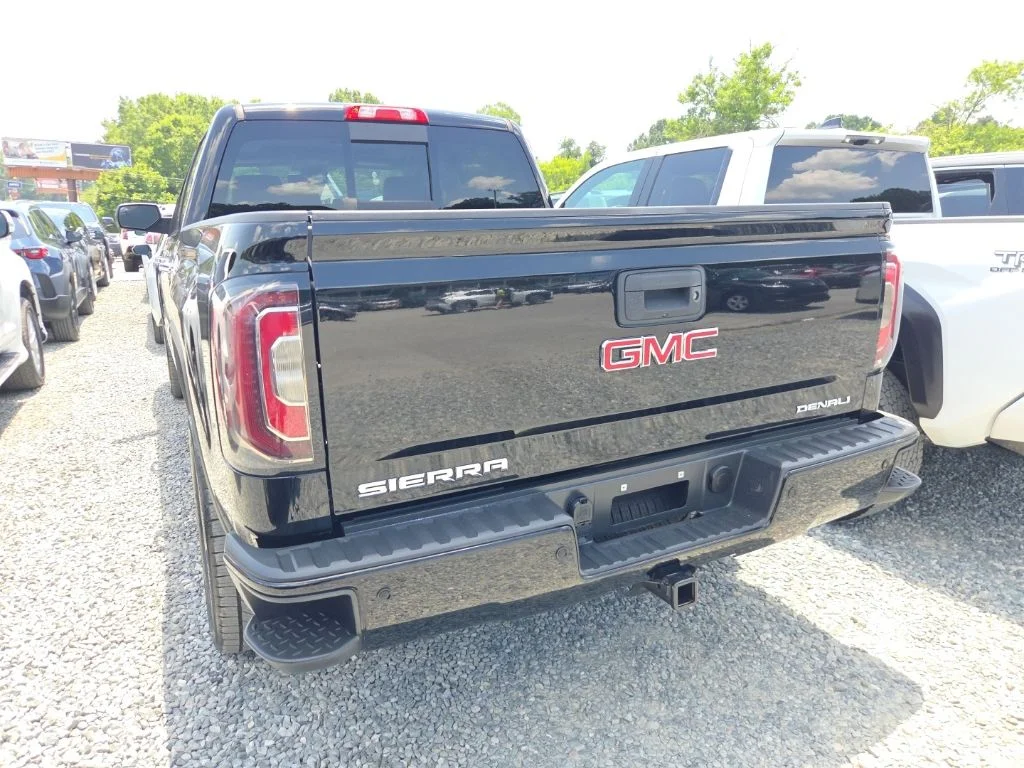 Used 2018 Black GMC Denali image 5