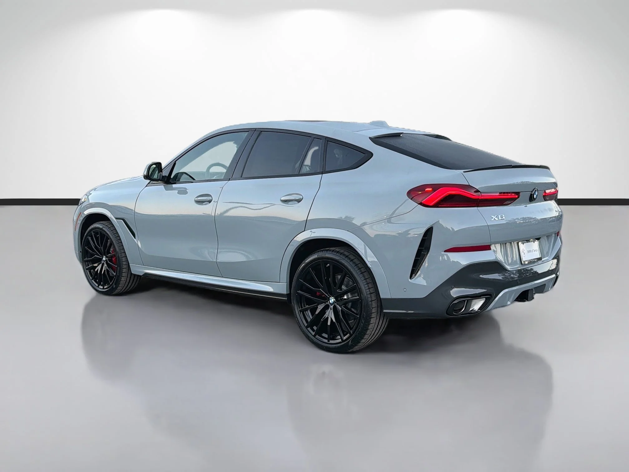 New 2027 Brooklyn Grey Metallic BMW xDrive40i image 5