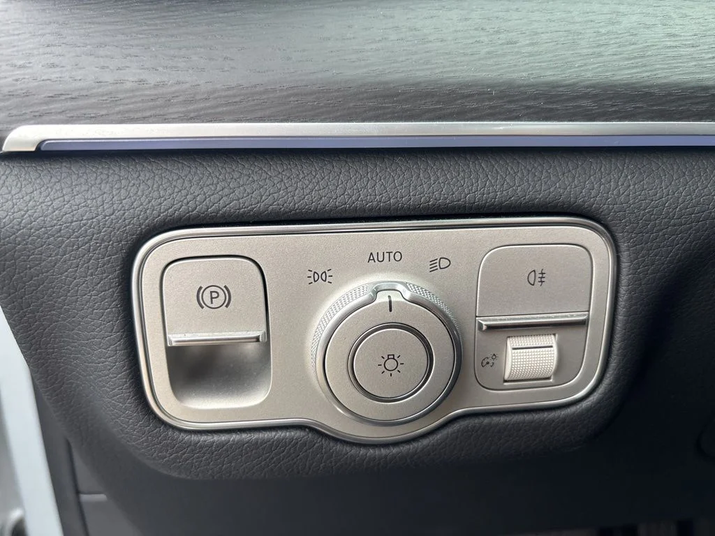 Used 2024 Cirrus Silver Metallic Mercedes-Benz GLE 350 image 46