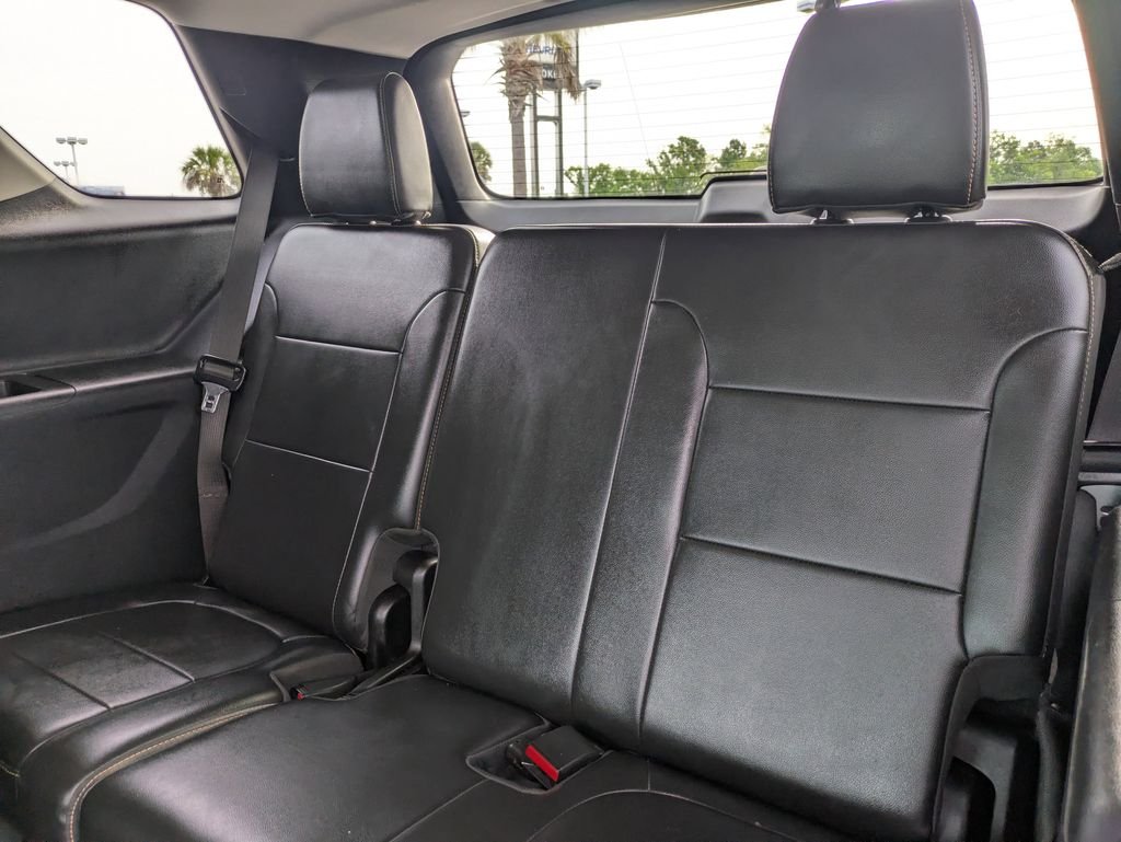 Used 2020 Gray Chevrolet 3LT image 16
