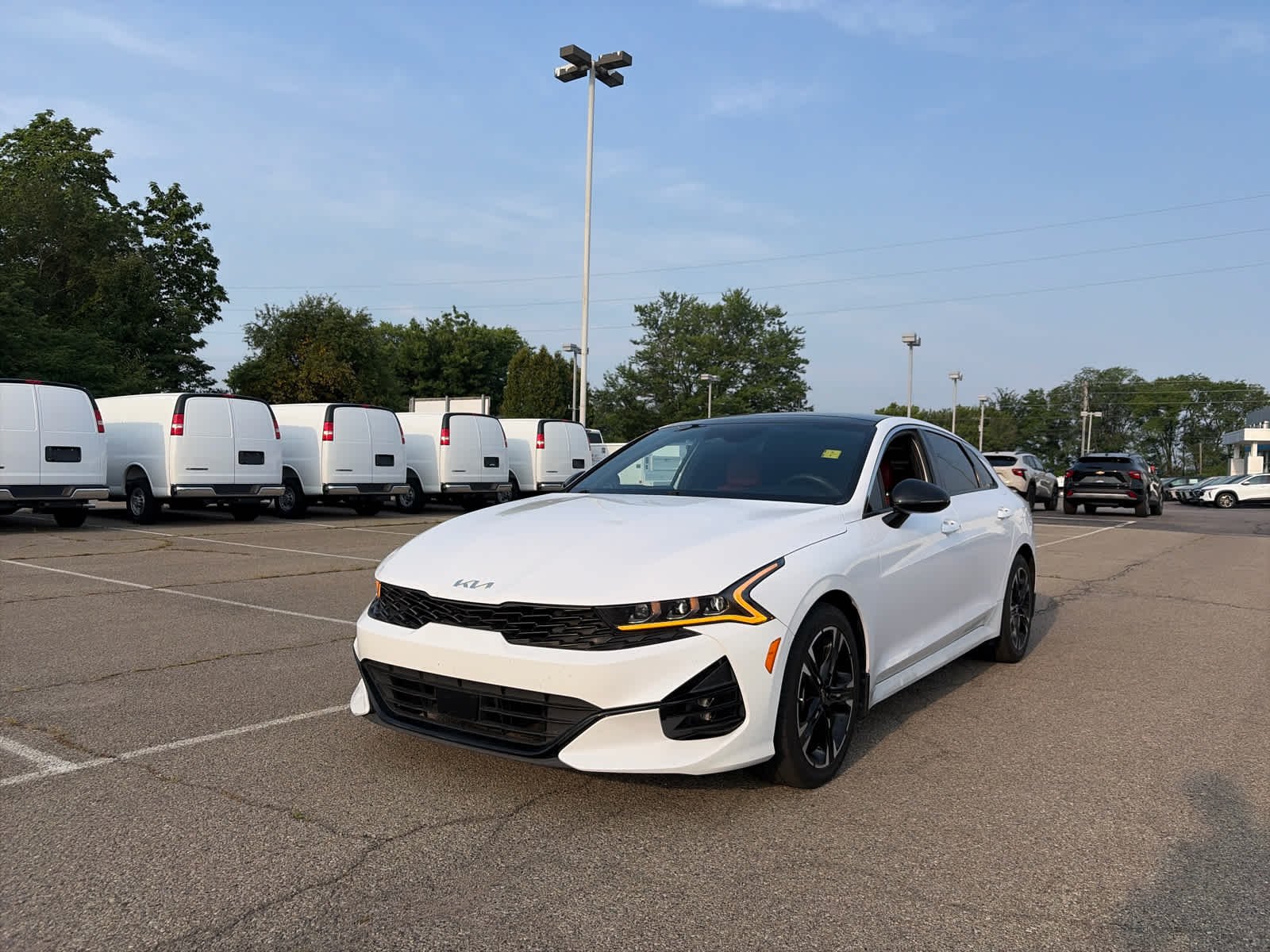 Used 2022 White Kia GT-Line image 1