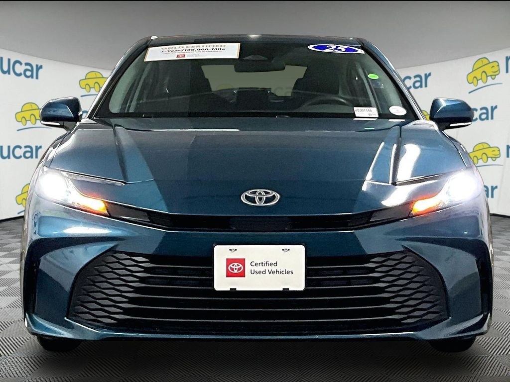 Used 2025  Toyota LE image 2