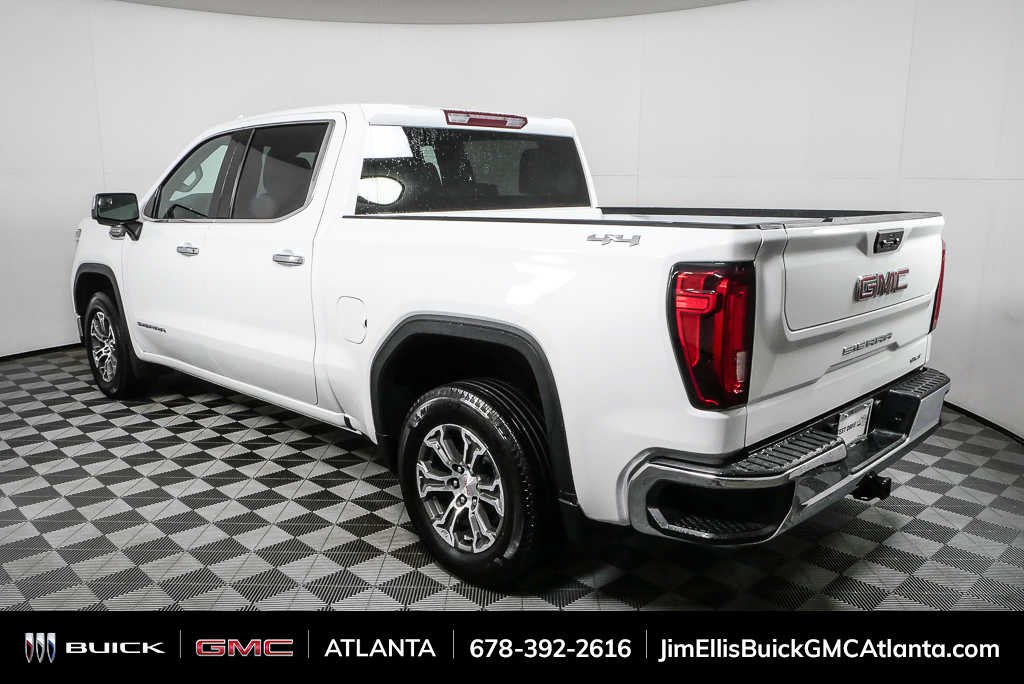 Used 2025 Summit White GMC SLT image 3