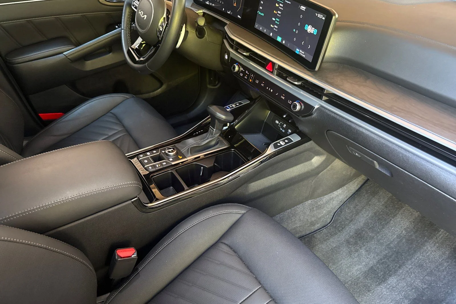 2025 Kia Sorento X-Line SX Prestige - Photo 17