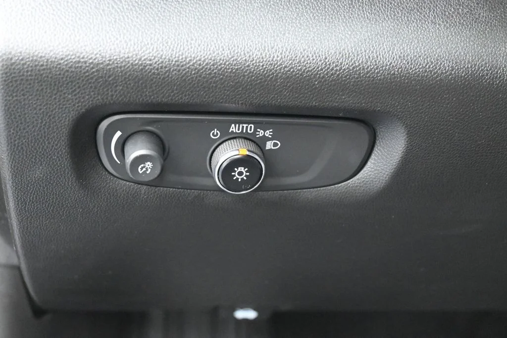 Used 2023 Mosaic Black Metallic Chevrolet LT image 17