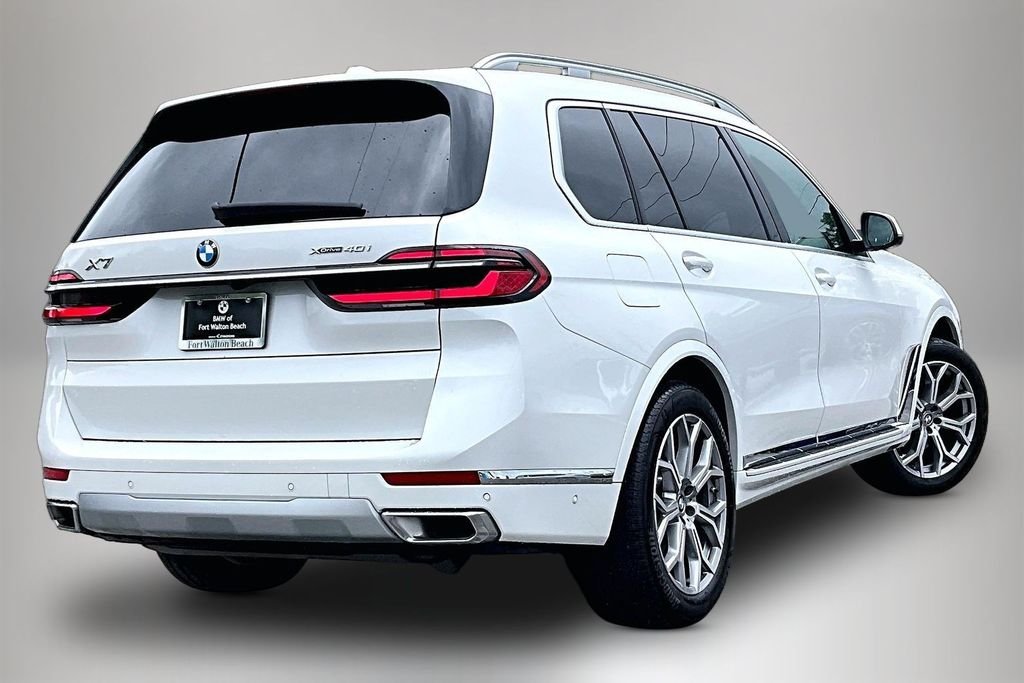 Used 2026 White BMW xDrive40i image 4