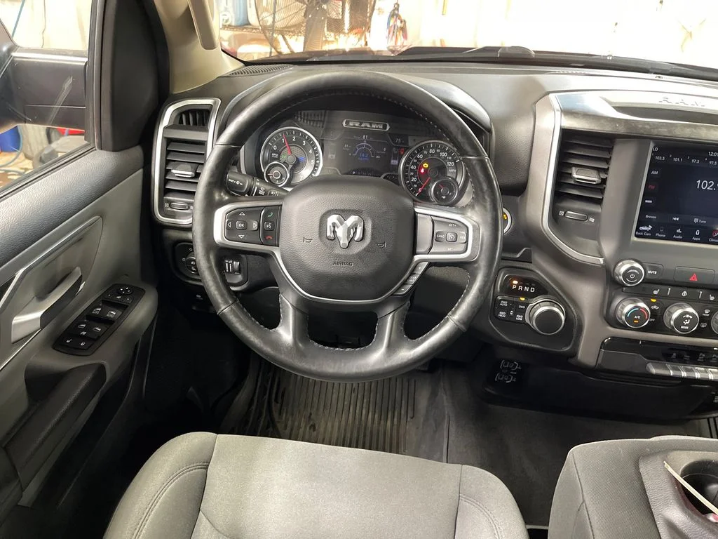 Used 2019 Red Ram Big Horn/Lone Star image 17