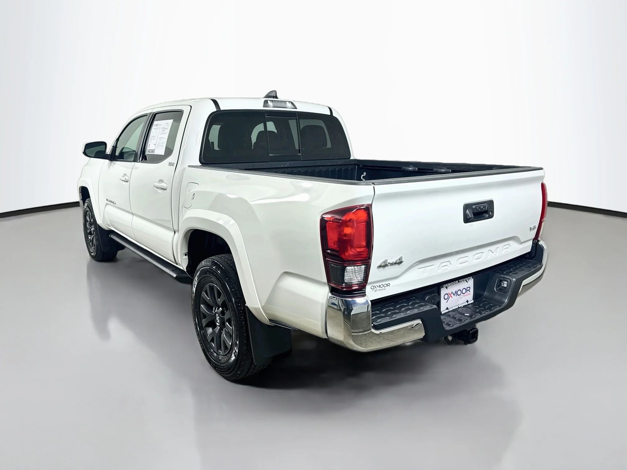 Certified Used 2023 Ice Cap Toyota SR5 image 5