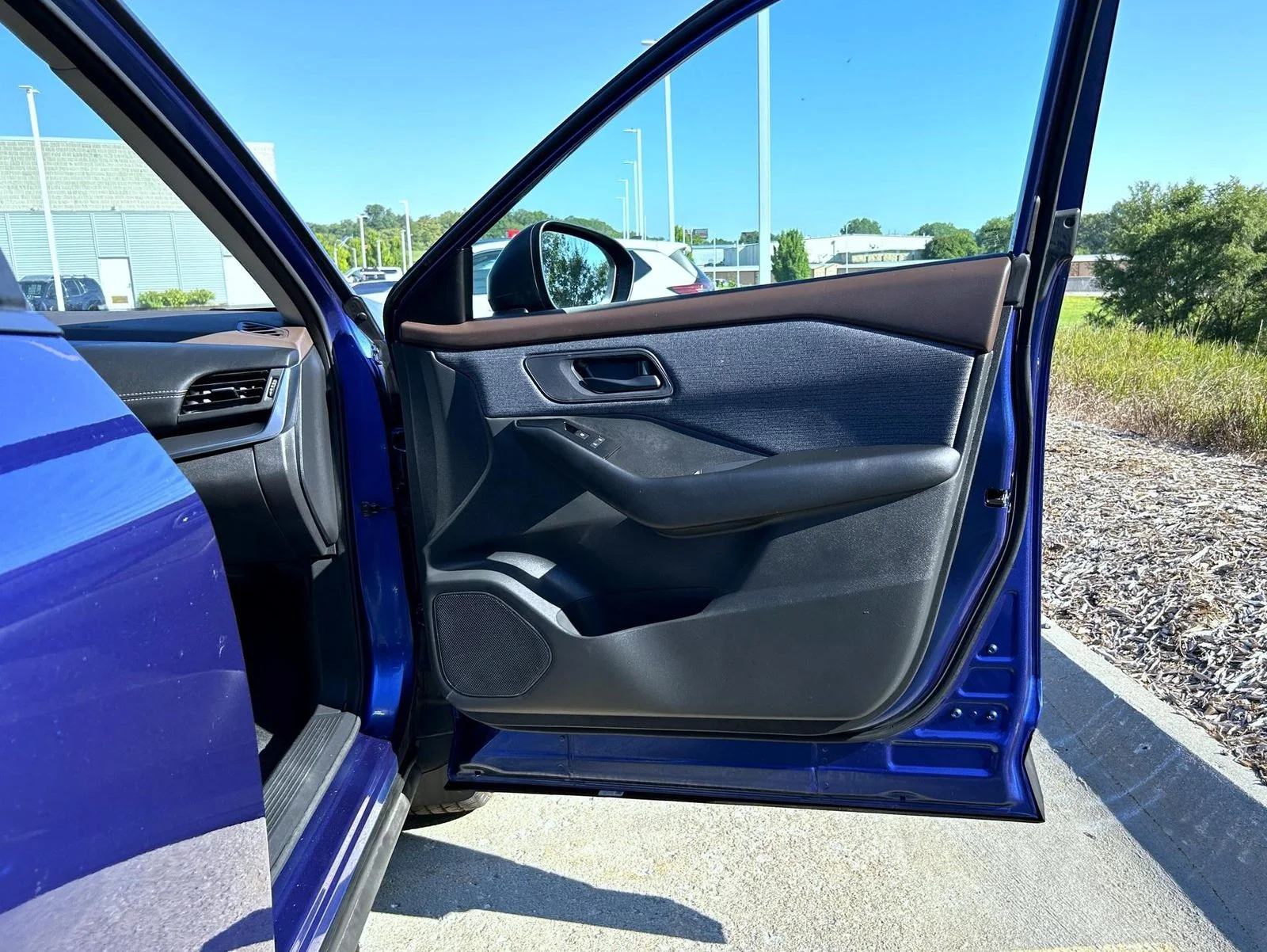 Certified Used 2023 Blue Nissan S image 16