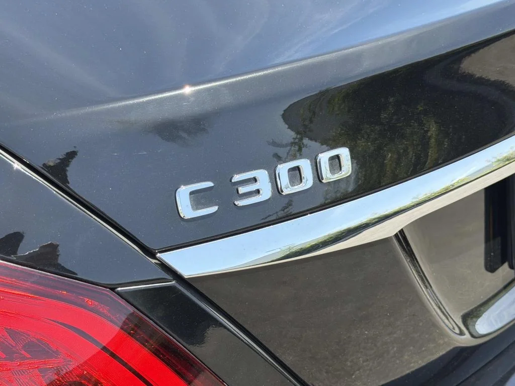 Used 2021 BLACK Mercedes-Benz C300 image 27