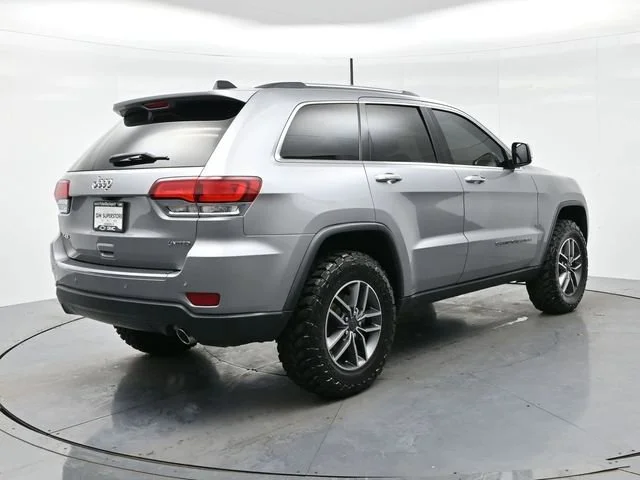 Used 2020 Billet Silver Metallic Clearcoat Jeep Limited image 7