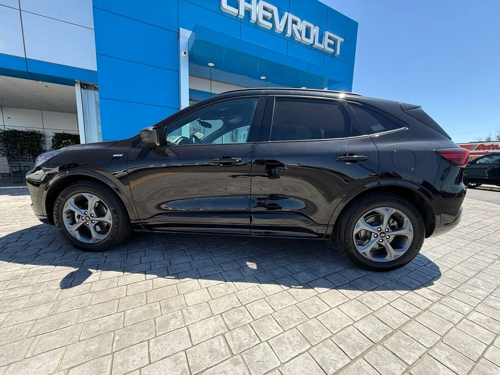Used 2023 Black Ford ST-Line image 15