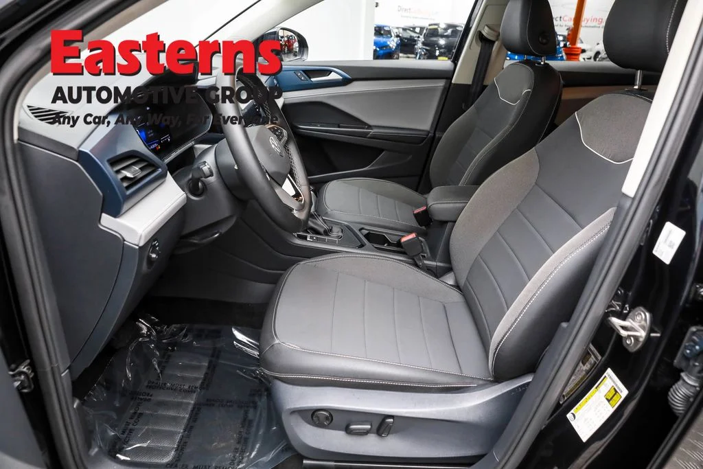 Used 2024 Black Volkswagen 1.5T SE image 14