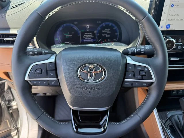 Certified Used 2026 PRECIOUS METAL Toyota Platinum image 16