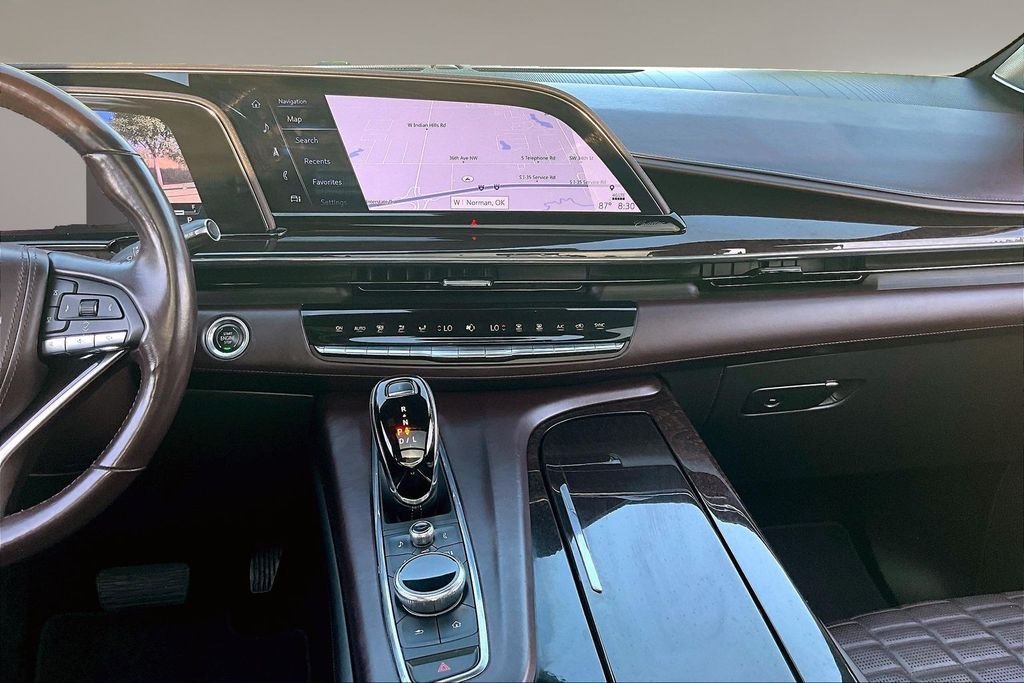Used 2023 White Cadillac Sport Platinum image 6