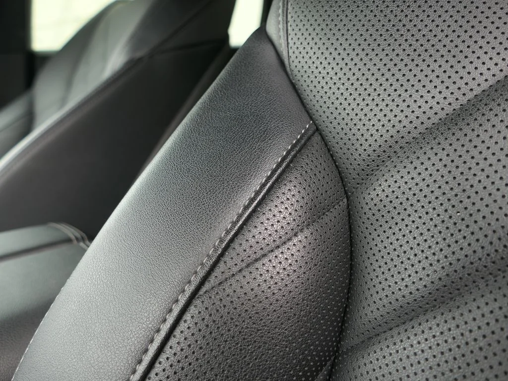Used 2024 Black Sapphire Metallic BMW xDrive40i image 11