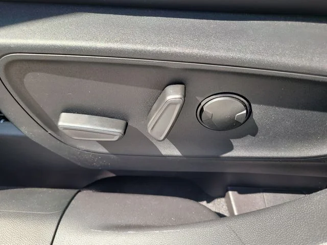 New 2026 White Metallic Ford Outer Banks image 20