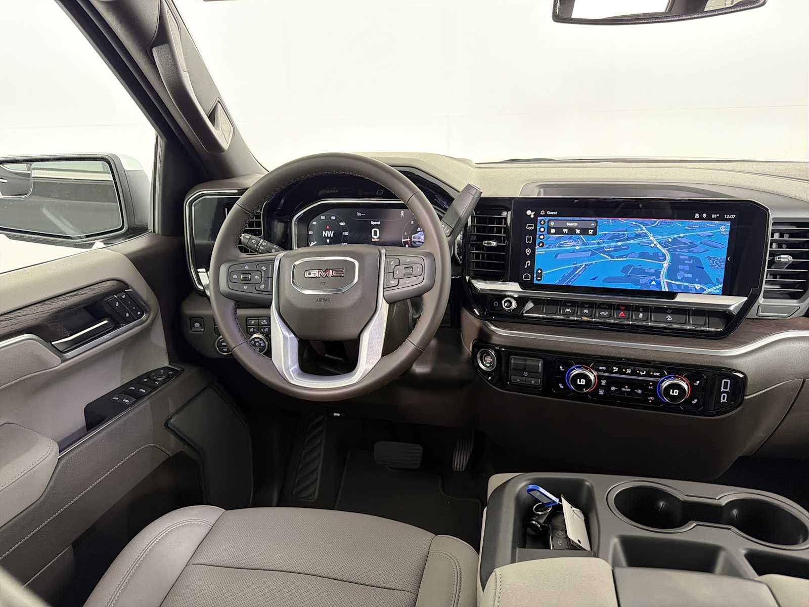 2026 GMC Sierra 1500 SLT - Photo 21