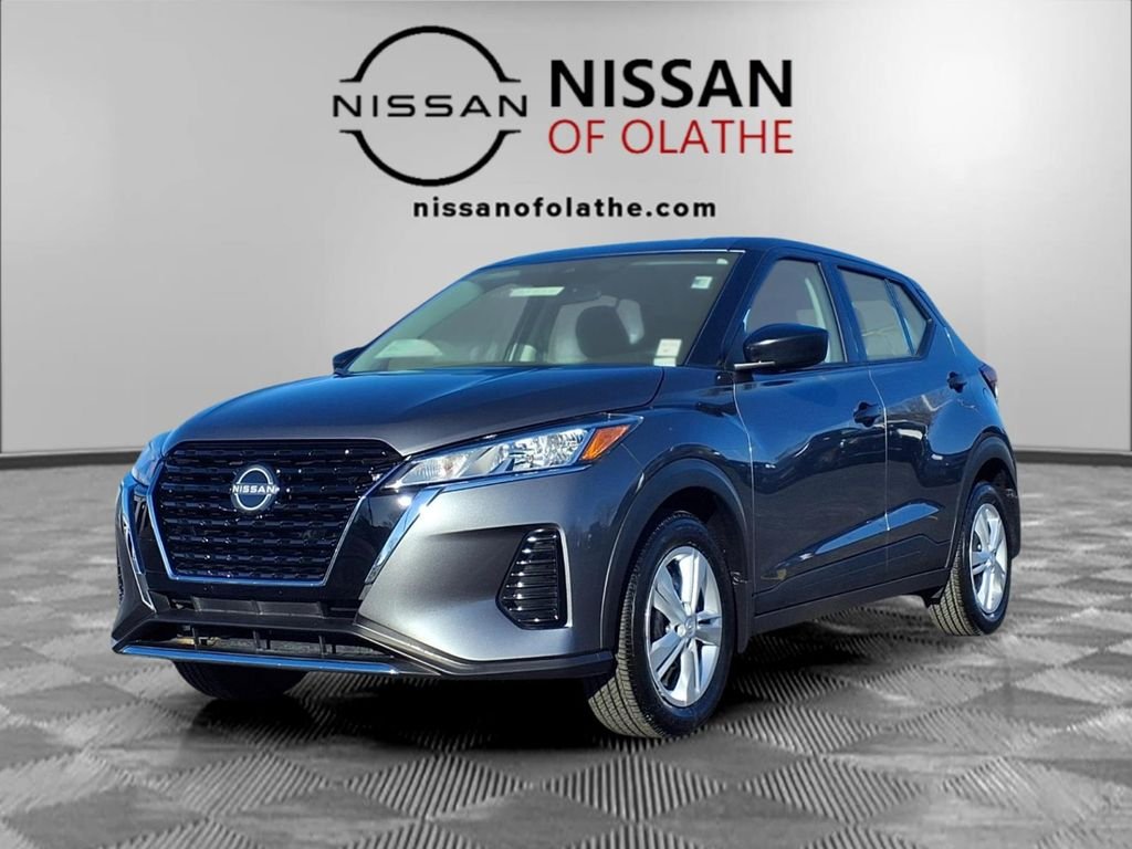 2025 Nissan KICKS PLAY Base