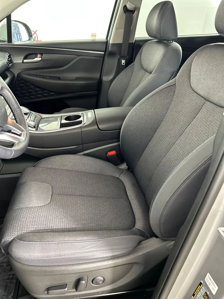 Used 2023 Silver Hyundai SEL image 12