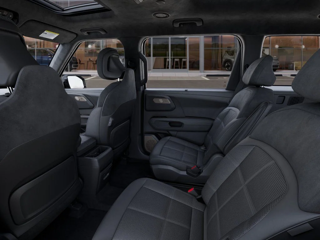 New 2027 Black Kia SX Prestige image 18