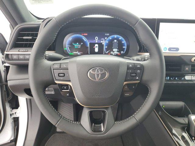 Certified Used 2026 OXYGEN WHITE Toyota  image 44