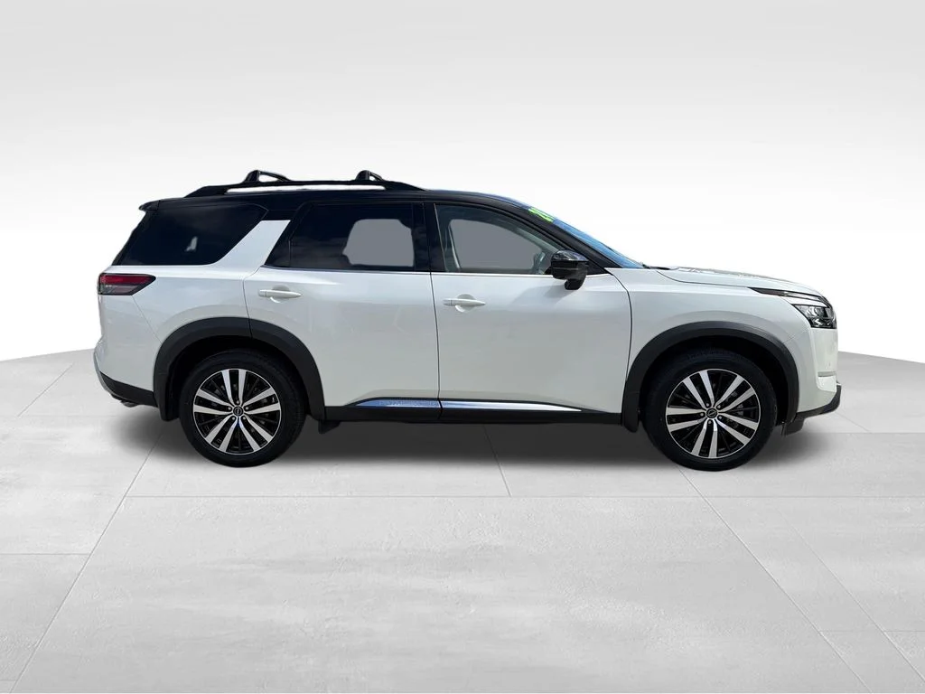 2024 Nissan Pathfinder Platinum - Photo 12