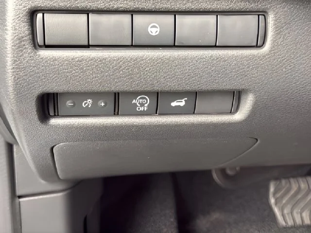 Used 2026 Gray Nissan SV image 28