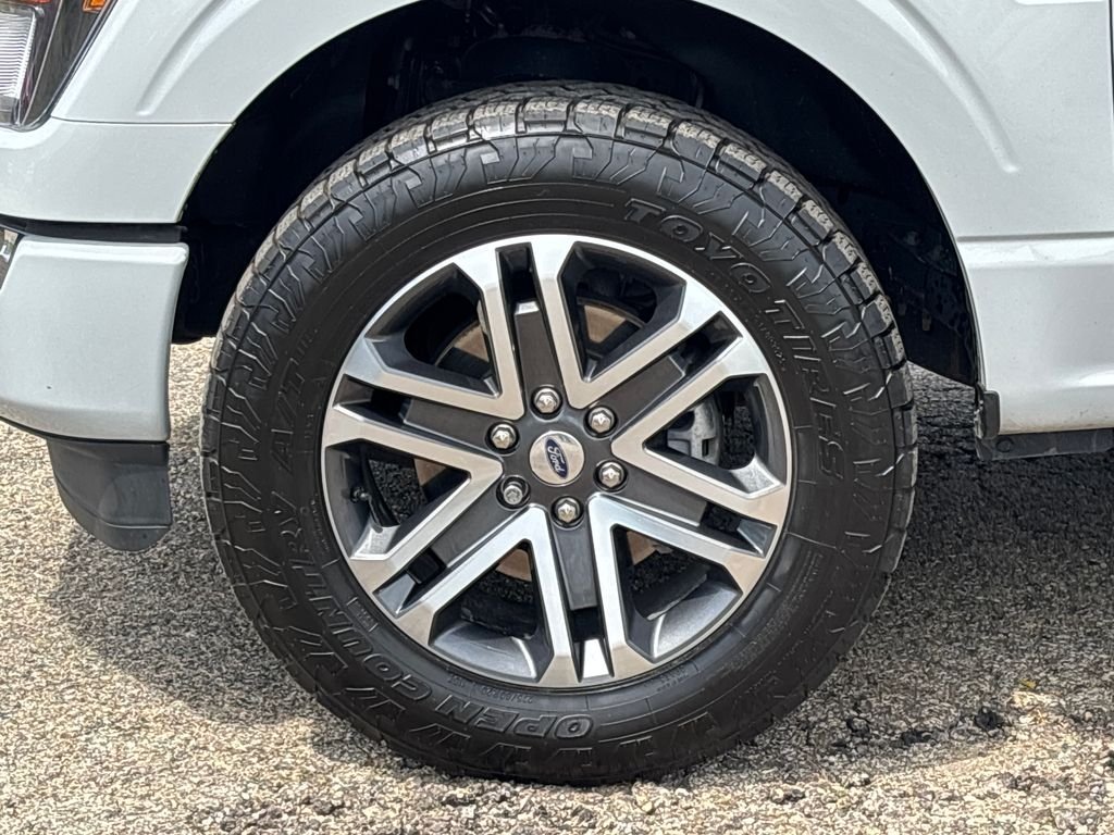 Used 2023 Avalanche Ford XL image 4