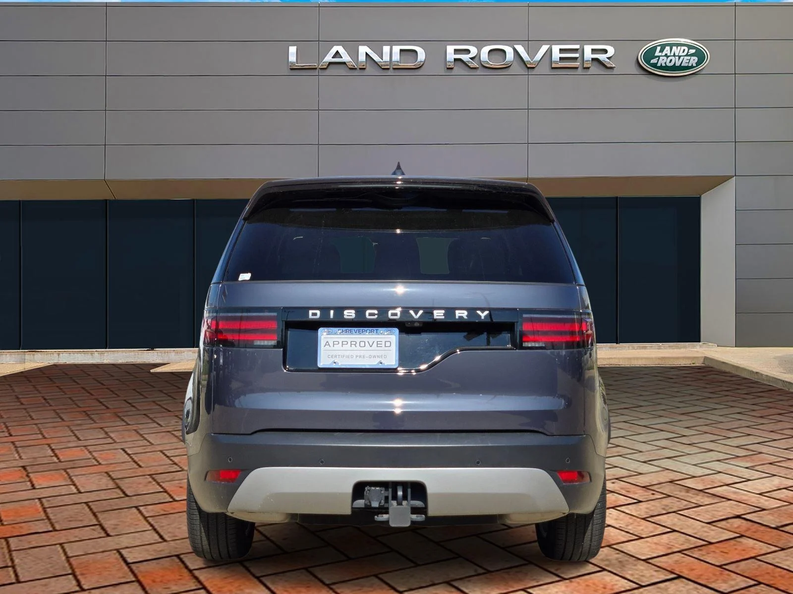 Certified Used 2025 Varesine Blue Metallic Land Rover S image 5