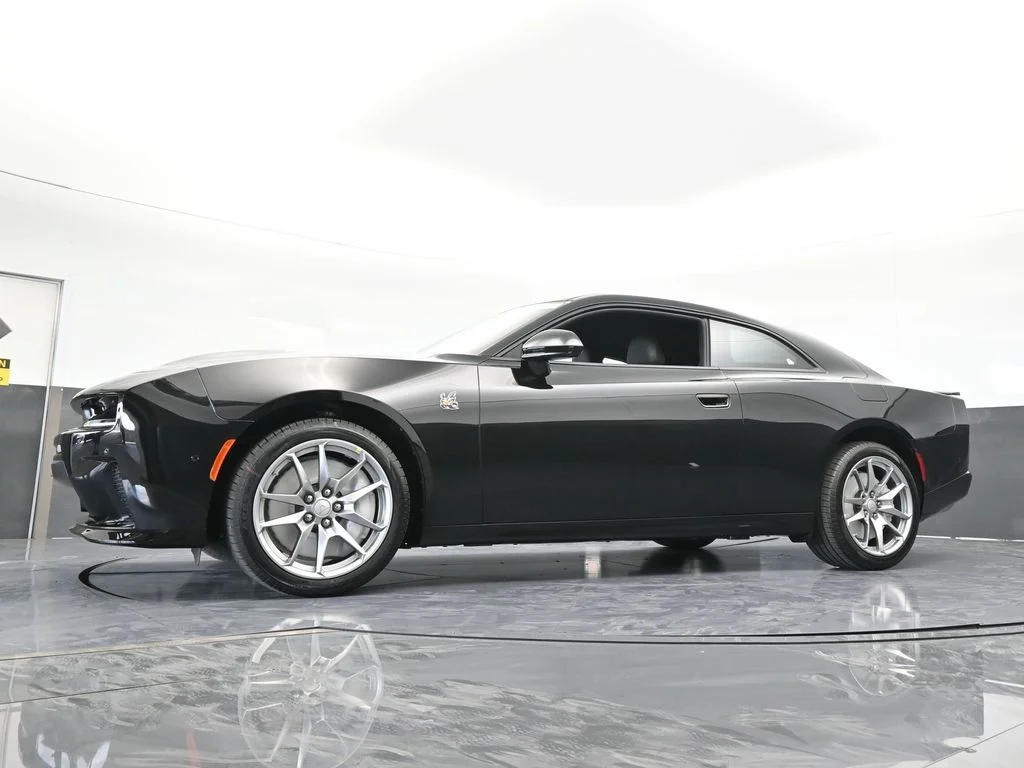 New 2026 Diamond Black Crystal Pearlcoat Dodge Scat Pack image 49